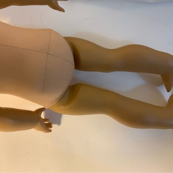 COPY - AMERICAN GIRL DOLL beautiful no Outfit - Picture 8 of 8